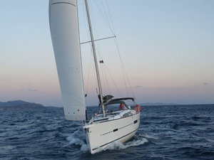 Dufour 520 GL „Holiday planet“ – fotka 1