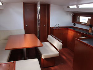 Oceanis 48