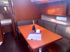 Dufour 390 GL „Friend Planet“ – fotka 3