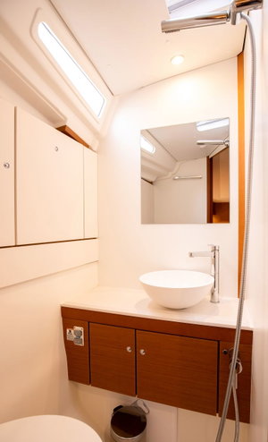 Jeanneau 54 „Talassa - Premium line“ – fotka 12