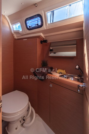 Sun Odyssey 349