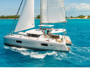 Lagoon 42 „Avadele“ – fotka 1