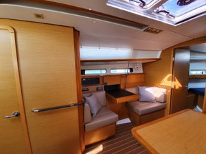 Sun Odyssey 33i „Aqua“ – fotka 15