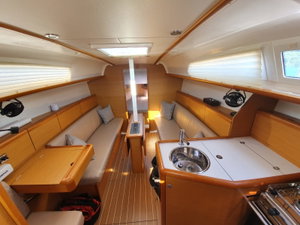 Sun Odyssey 33i „Aqua“ – fotka 9