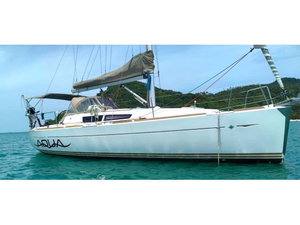 Sun Odyssey 33i „Aqua“ – fotka 1