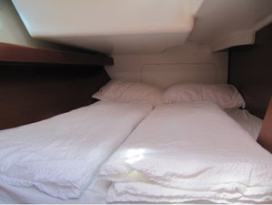 Oceanis 393