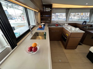 Lagoon 46 „GALAXY (air condition, generator, water maker) _Skippered Only_“ – fotka 9