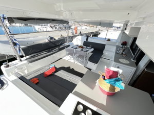 Lagoon 46 „KALISI MOU (air condition, generator, water maker) _Skippered Only_“ – fotka 11