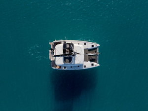 Lagoon 42 „AKTIS (air condition, generator, watermaker)“ – fotka 18