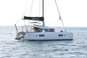 Lagoon 42 „AKTIS (air condition, generator, watermaker)“ – fotka 6