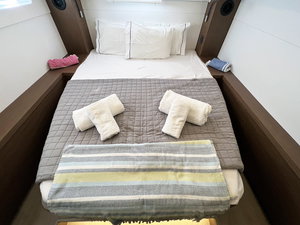 Lagoon 46 „MPLE (air condition, generator, water maker)“ – fotka 13