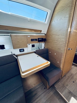Elan 40 Impression