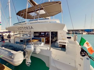 Dufour 48 Catamaran „Vittoria“ – fotka 1