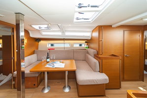 Sun Odyssey 440 „Esperos“ – fotka 4