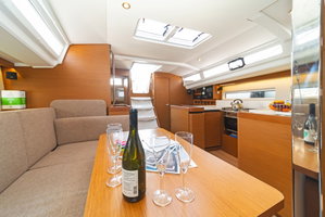 Sun Odyssey 440 „Esperos“ – fotka 17