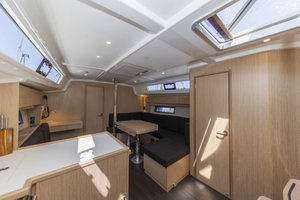 Bavaria C42 „Maraschino“ – fotka 11