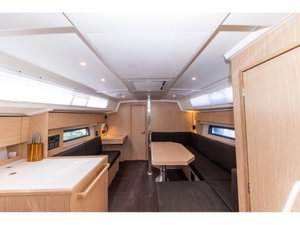 Bavaria C42 „Maraschino“ – fotka 32