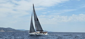 First 53 „Oktana“ – fotka 3