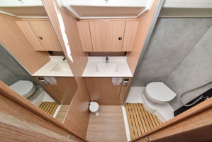 Bavaria C42 „Mauvic“ – fotka 36