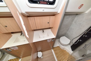 Bavaria C42 „Mauvic“ – fotka 38