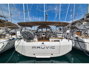 Bavaria C42 „Mauvic“ – fotka 1