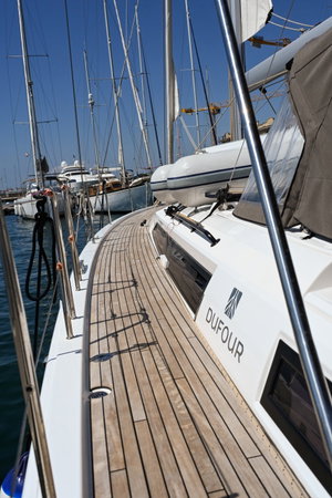 Dufour 470 „La Familia“ – fotka 27