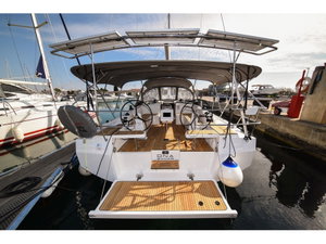 Bavaria C42 „Dna“ – fotka 1