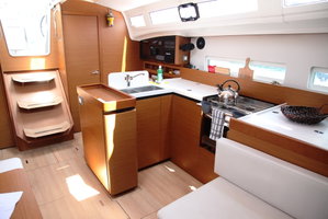 Sun Odyssey 410 „PANGEO“ – fotka 6