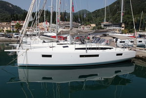 Sun Odyssey 410 „PANGEO“ – fotka 3