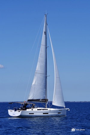 Dufour 530 „Agnese - Water maker, Solar Panel“ – fotka 4