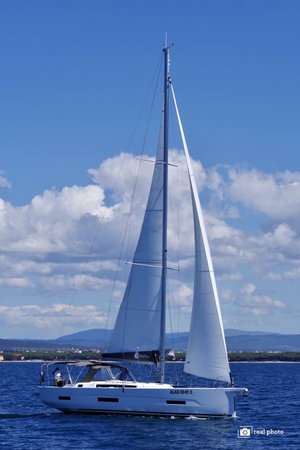 Dufour 530 „Agnese - Water maker, Solar Panel“ – fotka 6