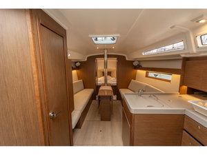 Oceanis 34.1