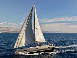 First 44 „CHECKMATE“ – fotka 3