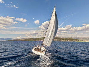 First 44 „CHECKMATE“ – fotka 4