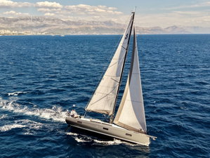 First 44 „CHECKMATE“ – fotka 6