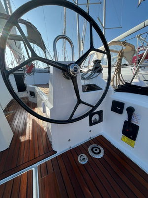 Oceanis 34.1 „ROOKIE“ – fotka 25