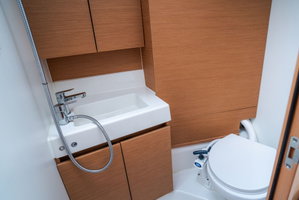 Sun Odyssey 380