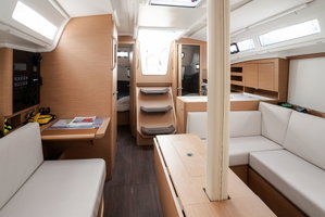 Sun Odyssey 380