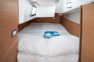 Sun Odyssey 380