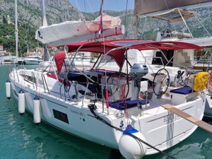 Oceanis 46.1 „BLACK JACK“ – fotka 1