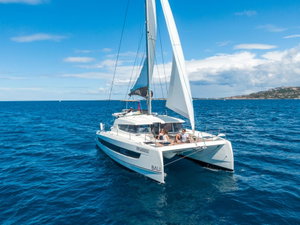 Bali 4.2 „ORSA 5 - A/C, Generator, Water maker“ – fotka 31