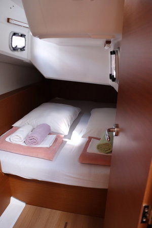 Sun Odyssey 380 „Bura Kiss“ – fotka 14