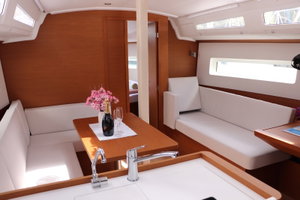 Sun Odyssey 380 „Bura Kiss“ – fotka 10