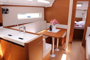Sun Odyssey 380 „Bura Kiss“ – fotka 8