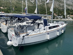 Oceanis 38.1 „Ceja“ – fotka 8