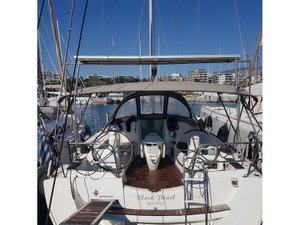 Sun Odyssey 42i „Black Pearl“ – fotka 1