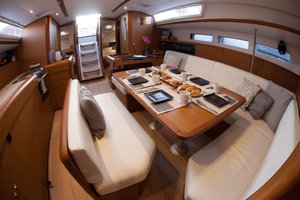 Sun Odyssey 519 „MAISTROS“ – fotka 9