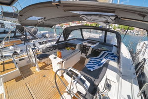 Oceanis 46.1 „First Kiss“ – fotka 16