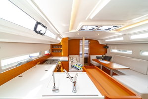 Sun Odyssey 410 „First Date“ – fotka 13