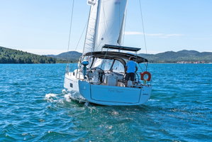 Oceanis 40.1 „First Touch“ – fotka 3